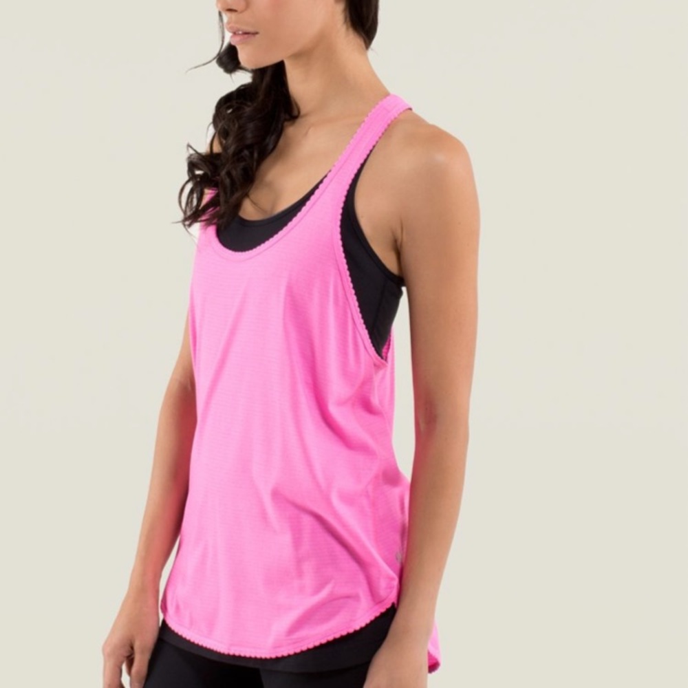 Lululemon 105 F Singlet Pink w/ Sliver stripes “8”